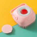 Brosse de lavage apaisante pour chiens et chats avec réservoir à shampoing - Occamarket