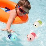 Jouets de bain flottants et nageurs (lot de 3) - Occamarket